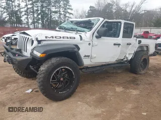 2020 Jeep Gladiator Sport S с VIN 1C6JJTAG1LL204637, выставлен на аукционе IAAI как лот 41743343 с пробегом 94 305 миль миль и . История ставок и продаж доступна на DreamBid. Изображение 2.