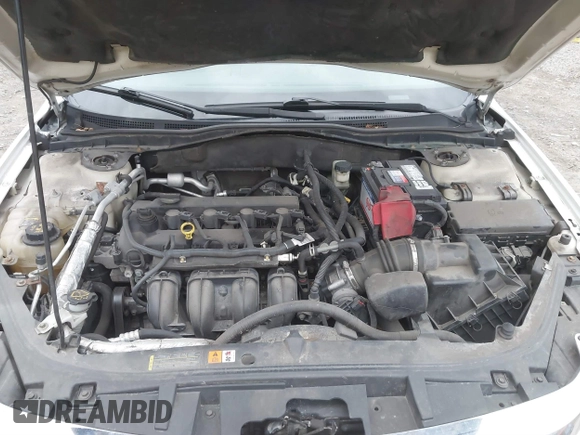 2011 Ford Fusion SE with VIN 3FAHP0HA4BR200111, listed as a IAAI auction lot 41843044 with 163,784 mi miles. Bid and sale history available at carsss.com. Image 10.