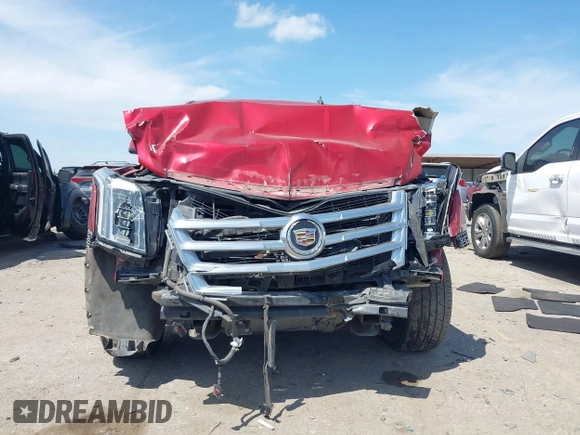 2015 Cadillac Escalade Luxury z VIN 1GYS3BKJ3FR275149, wystawiony jako IAAI lot #42052367 z przebiegiem 111 133 mil mil oraz . Historia ofert i sprzedaży dostępna na DreamBid. Obrazek 6.