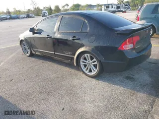 2008 Honda Civic Sdn Si with VIN 2HGFA55518H703818, listed as a IAAI auction lot 41991131 with 148,522 mi miles. Bid and sale history available at carsss.com. Image 3.