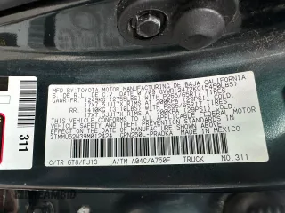 2009 Toyota Tacoma z VIN 3TMMU52N39M012424, wystawiony jako Copart lot #60904275 z przebiegiem 286 128 mil mil oraz Czysty tytuł • Clean title. Historia ofert i sprzedaży dostępna na DreamBid. Obrazek 10.