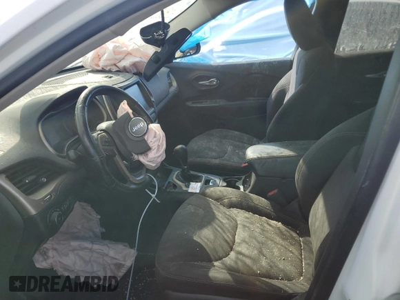 2016 Jeep Cherokee Latitude with VIN 1C4PJLCB9GW376343, listed as a Copart auction lot 44128145 with 94,471 mi miles and Salvage Title. Bid and sale history available at carsss.com. Image 7.