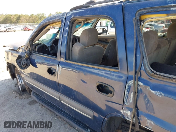 2003 Chevrolet Tahoe LT with VIN 1GNEC13Z13J280286, listed as a IAAI auction lot 42010980 with 1 mi miles. Bid and sale history available at carsss.com. Image 14.
