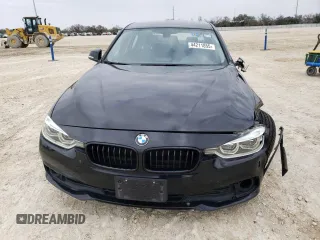 2018 BMW 3 Series 320i with VIN WBA8E1G53JNU93251, listed as a Copart auction lot 44211855 with 51,692 mi miles and Salvage Title. Bid and sale history available at carsss.com. Image 5.
