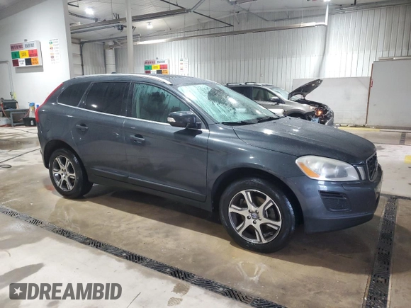 2013 Volvo XC60 T6 with VIN YV4902DZ0D2422384, listed as a Copart auction lot 57321755 with 129,508 mi miles and Salvage title. Bid and sale history available at DreamBid. Image 4.