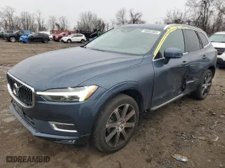 2021 Volvo XC60 Inscription with VIN YV4102RL1M1886615, listed as a Copart auction lot 46602505 with 35,260 mi miles and Salvage Title. Bid and sale history available at carsss.com. Image 1.