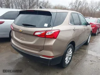2018 Chevrolet Equinox LT with VIN 2GNAXJEVXJ6278186, listed as a IAAI auction lot 41820710 with 181,044 mi miles. Bid and sale history available at carsss.com. Image 4.