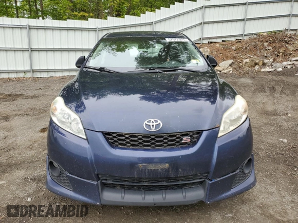 2009 Toyota Matrix S z VIN 2T1KE40E79C029074, wystawiony jako Copart lot #57972025 z przebiegiem 204 307 mil mil oraz Czysty tytuł • Clean title. Historia ofert i sprzedaży dostępna na DreamBid. Obrazek 5.