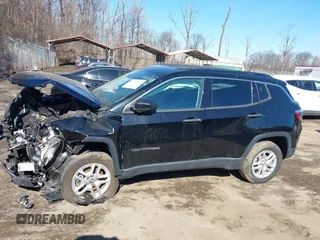 2021 Jeep Compass Freedom with VIN 3C4NJDAB0MT556781, listed as a IAAI auction lot 41601405 with 42,783 mi miles and . Bid and sale history available at carsss.com. Image 14.