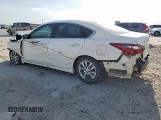 2018 Nissan Altima S with VIN 1N4AL3APXJC299981, listed as a Copart auction lot 51082245 with 62,442 mi miles and Salvage Title. Bid and sale history available at DreamBid. Image 2.