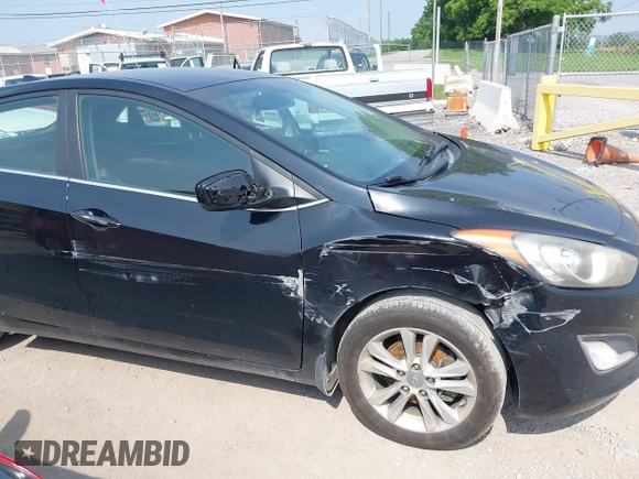 2013 Hyundai Elantra с VIN KMHD35LE4DU024969, выставлен на аукционе IAAI как лот 42391659 с пробегом 140 989 миль миль и . История ставок и продаж доступна на DreamBid. Изображение 6.