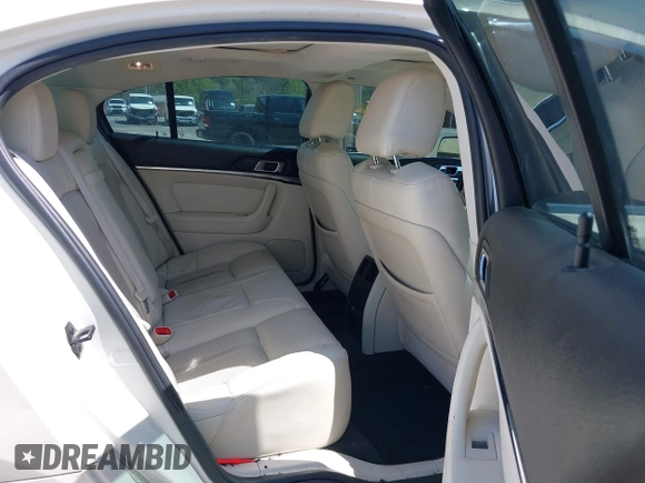 2009 Lincoln MKS with VIN 1LNHM94R09G602997, listed as a IAAI auction lot 42095272 with 122,682 mi miles and . Bid and sale history available at DreamBid. Image 8.