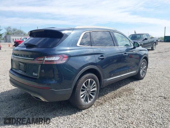 2021 Lincoln Nautilus Standard z VIN 2LMPJ8J92MBL10856, wystawiony jako IAAI lot #42204825 z przebiegiem 26 694 mil mil oraz . Historia ofert i sprzedaży dostępna na DreamBid. Obrazek 4.