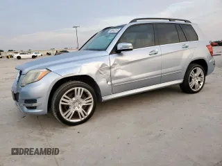 2013 Mercedes-Benz GLK 350 z VIN WDCGG5HB0DG133930, wystawiony jako Copart lot #56944315 z przebiegiem 180 020 mil mil oraz Tytuł czysty. Historia ofert i sprzedaży dostępna na DreamBid. Obrazek 1.