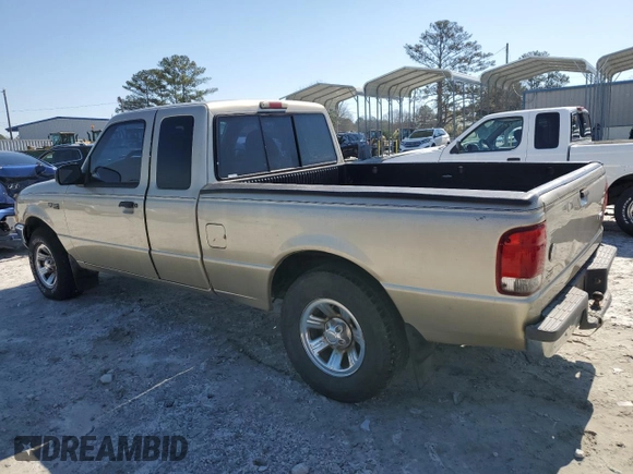 2000 Ford Ranger XL with VIN 1FTYR14V5YTA14815, listed as a Copart auction lot 48729045 with 204,497 mi miles and Clean Title. Bid and sale history available at carsss.com. Image 2.