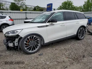 2020 Lincoln Aviator Reserve z VIN 5LM5J7XC0LGL22749, wystawiony jako Copart lot #55477675 z przebiegiem 61 286 mil mil oraz Szkoda całkowita • Salvage title. Historia ofert i sprzedaży dostępna na DreamBid. Obrazek 1.