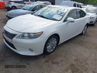 2014 Lexus ES 330 with VIN JTHBK1GG0E2137347, listed as a IAAI auction lot 42128381 with 96,612 mi miles and . Bid and sale history available at DreamBid. Image 17.