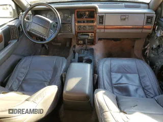 1994 Jeep Grand Cherokee Limited with VIN 1J4GZ78S0RC357283, listed as a Copart auction lot 49236995 with 84,306 mi miles and Salvage title. Bid and sale history available at DreamBid. Image 8.
