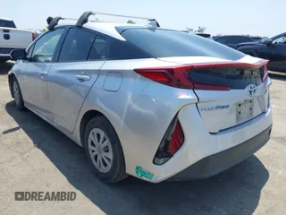 2017 Toyota Prius Plus with VIN JTDKARFP3H3018453, listed as a IAAI auction lot 42391330 with 145,289 mi miles and . Bid and sale history available at DreamBid. Image 3.