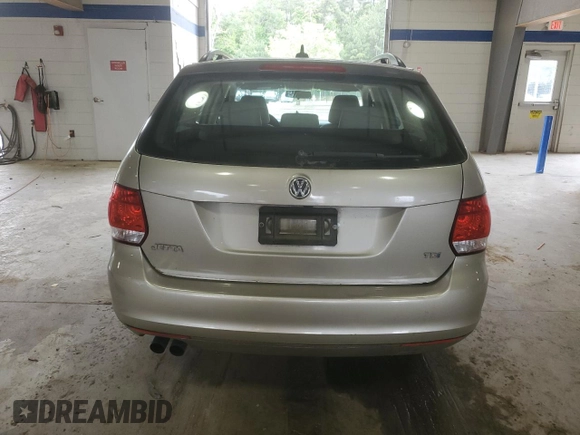 2014 Volkswagen Jetta TDI with VIN 3VWPL7AJ2EM618704, listed as a Copart auction lot 59024885 with 131,113 mi miles and Salvage title. Bid and sale history available at DreamBid. Image 6.