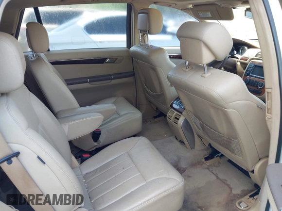 2006 Mercedes-Benz R-Class 3.5L with VIN 4JGCB65E26A010431, listed as a IAAI auction lot 41907240 with 123,379 mi miles. Bid and sale history available at carsss.com. Image 8.