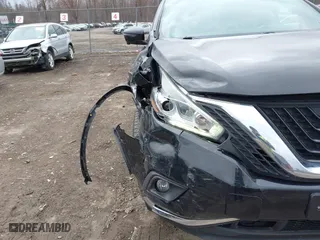 2018 Nissan Murano Platinum with VIN 5N1AZ2MH1JN185097, listed as a IAAI auction lot 41863439 with 140,784 mi miles. Bid and sale history available at carsss.com. Image 18.
