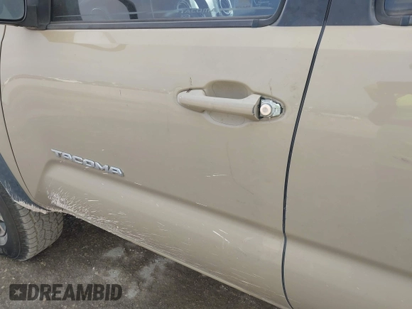2017 Toyota Tacoma SR5 with VIN 5TFCZ5AN7HX097307, listed as a IAAI auction lot 42337528 with 98,000 mi miles and . Bid and sale history available at DreamBid. Image 17.