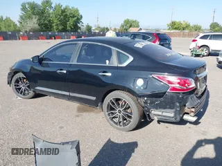 2015 Nissan Altima SL with VIN 1N4BL3AP1FC176811, listed as a IAAI auction lot 40246406 with 146,889 mi miles and . Bid and sale history available at carsss.com. Image 3.