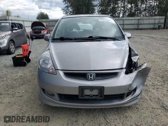 2008 Honda Fit Sport with VIN JHMGD38668S024685, listed as a Copart auction lot 71414644 with 83,132 mi miles and Salvage Title. Bid and sale history available at carsss.com. Image 5.