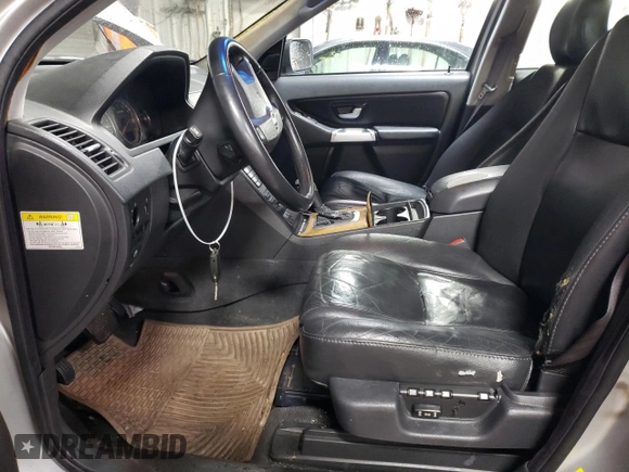 2004 Volvo XC90 with VIN YV1CM91H541052745, listed as a Copart auction lot 81890714 with 122,372 mi miles and Salvage Title. Bid and sale history available at DreamBid. Image 7.