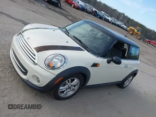 2012 MINI Hardtop with VIN WMWSU3C54CT259872, listed as a IAAI auction lot 41698147 with 98,181 mi miles and . Bid and sale history available at DreamBid. Image 2.