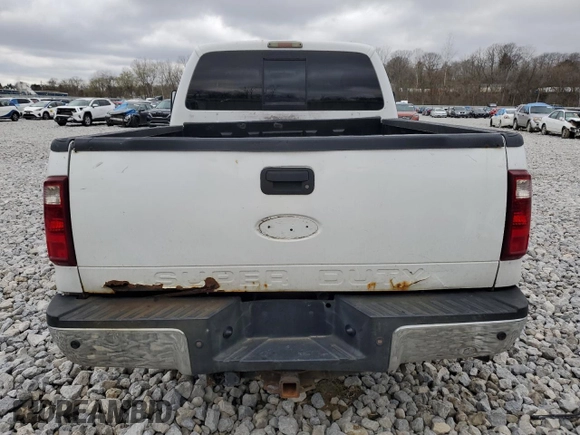 2008 Ford Super Duty F-250 SRW XL with VIN 1FTSX21R88EA37468, listed as a Copart auction lot 53262105 with 174,210 mi miles and Salvage Title. Bid and sale history available at carsss.com. Image 6.