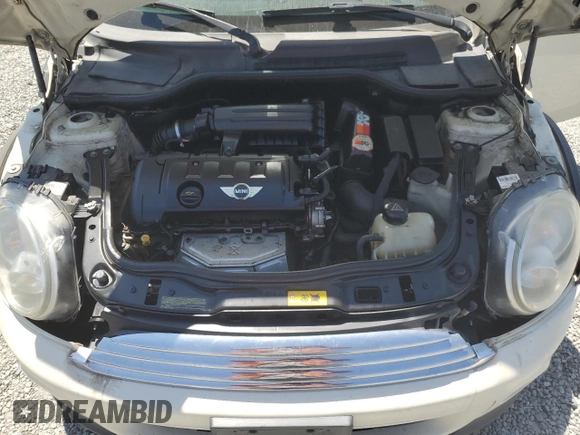 2013 MINI Hardtop with VIN WMWSU3C51DT682510, listed as a Copart auction lot 63879335 with 227,748 mi miles and Clean title. Bid and sale history available at DreamBid. Image 11.