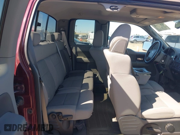 2005 Ford F-150 XLT with VIN 1FTPX125X5NB14753, listed as a IAAI auction lot 41923102 with 110,164 mi miles. Bid and sale history available at carsss.com. Image 8.
