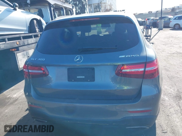 2019 Mercedes-Benz GLC 300 с VIN WDC0G4JB9KV135836, выставлен на аукционе IAAI как лот 41939034 с пробегом 73 058 миль миль и . История ставок и продаж доступна на DreamBid. Изображение 17.