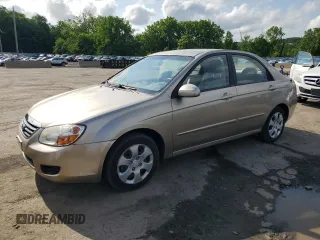 2008 Kia Spectra EX z VIN KNAFE122785530980, wystawiony jako Copart lot #60691165 z przebiegiem 111 418 mil mil oraz Czysty tytuł • Clean title. Historia ofert i sprzedaży dostępna na DreamBid. Obrazek 1.