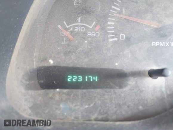 1999 Dodge Dakota SLT with VIN 1B7FL26X1XS190195, listed as a IAAI auction lot 41355250 with 223,174 mi miles. Bid and sale history available at carsss.com. Image 7.