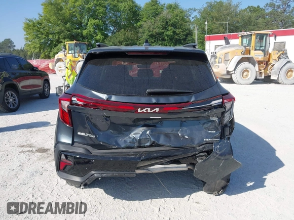 2024 Kia Seltos EX z VIN KNDERCAA8R7600290, wystawiony jako IAAI lot #42059075 z przebiegiem 32 639 mil mil oraz . Historia ofert i sprzedaży dostępna na DreamBid. Obrazek 17.