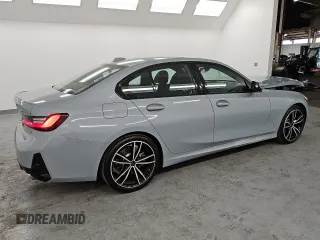 2024 BMW 3 Series 330i xDrive z VIN 3MW89FF05R8E63867, wystawiony jako Copart lot #89361635 z przebiegiem 20 190 mil mil oraz Czysty tytuł • Clean title. Historia ofert i sprzedaży dostępna na DreamBid. Obrazek 3.