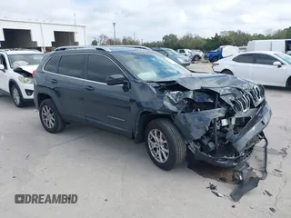 2018 Jeep Cherokee Latitude Plus with VIN 1C4PJMLX8JD603977, listed as a IAAI auction lot 41571092 with 113,554 mi miles. Bid and sale history available at carsss.com. Image 1.
