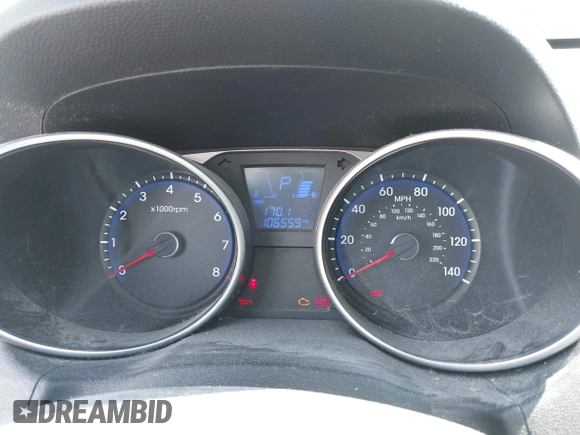 2010 Hyundai Tucson GLS with VIN KM8JT3AC7AU020547, listed as a IAAI auction lot 42014150 with 106,559 mi miles and . Bid and sale history available at DreamBid. Image 7.