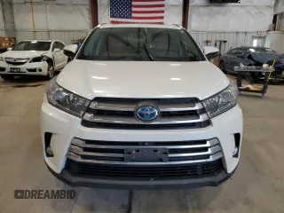 2018 Toyota Highlander Hybrid Limited with VIN 5TDDGRFH8JS039822, listed as a Copart auction lot 61665095 with 101,060 mi miles and Clean title. Bid and sale history available at DreamBid. Image 5.