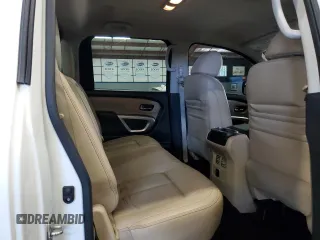 2017 Nissan Titan Pro-4X z VIN 1N6AA1E59HN504294, wystawiony jako Copart lot #65590525 z przebiegiem 160 695 mil mil oraz Czysty tytuł • Clean title. Historia ofert i sprzedaży dostępna na DreamBid. Obrazek 11.