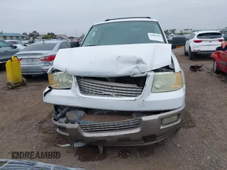 2004 Ford Expedition Eddie Bauer z VIN 1FMFU17L14LA32802, wystawiony jako IAAI lot #42409552 z przebiegiem 243 614 mil mil oraz . Historia ofert i sprzedaży dostępna na DreamBid. Obrazek 12.