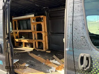 2014 Ram ProMaster Cargo with VIN 3C6URVHG4EE122713, listed as a Copart auction lot 53986395 with 304,967 mi miles and Clean Title. Bid and sale history available at carsss.com. Image 9.