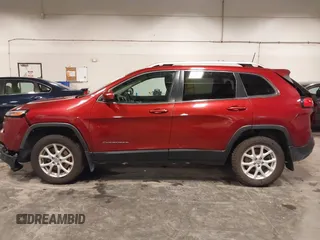 2016 Jeep Cherokee Latitude with VIN 1C4PJMCS2GW131065, listed as a IAAI auction lot 42296276 with 145,587 mi miles and . Bid and sale history available at DreamBid. Image 15.