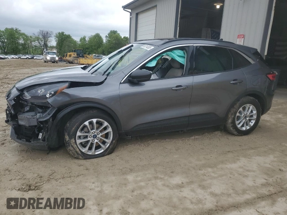 2022 Ford Escape SE z VIN 1FMCU0G60NUA37153, wystawiony jako Copart lot #55214085 z przebiegiem Nie podano mil oraz Szkoda całkowita • Salvage title. Historia ofert i sprzedaży dostępna na DreamBid. Obrazek 1.