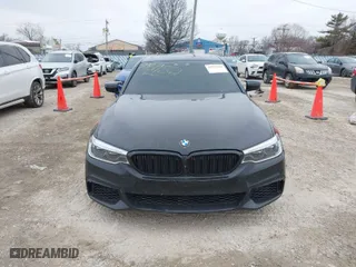 2018 BMW 5 Series M550i xDrive with VIN WBAJB9C57JB036653, listed as a IAAI auction lot 41512154 with 1 mi miles. Bid and sale history available at carsss.com. Image 11.