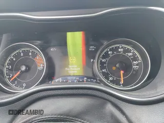 2020 Jeep Cherokee Trailhawk с VIN 1C4PJMBX2LD562699, выставлен на аукционе IAAI как лот 41707512 с пробегом 152 729 миль миль и . История ставок и продаж доступна на DreamBid. Изображение 7.