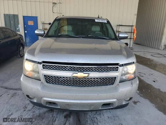 2007 Chevrolet Suburban LTZ with VIN 3GNFC16Y47G267093, listed as a Copart auction lot 77914934 with 188,405 mi miles and Salvage Title. Bid and sale history available at carsss.com. Image 5.
